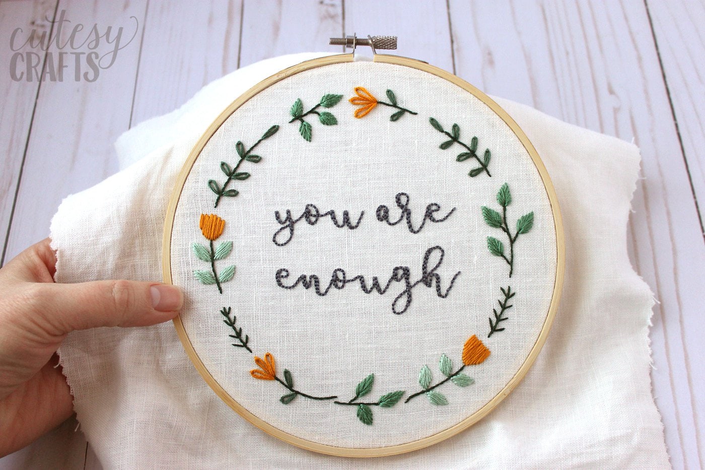 Free Hand Embroidery Pattern for an inspirational quote embroidery hoop - "you are enough" - #embroidery #handEmbroidery #embroiderystitches #embroiderypattern 
